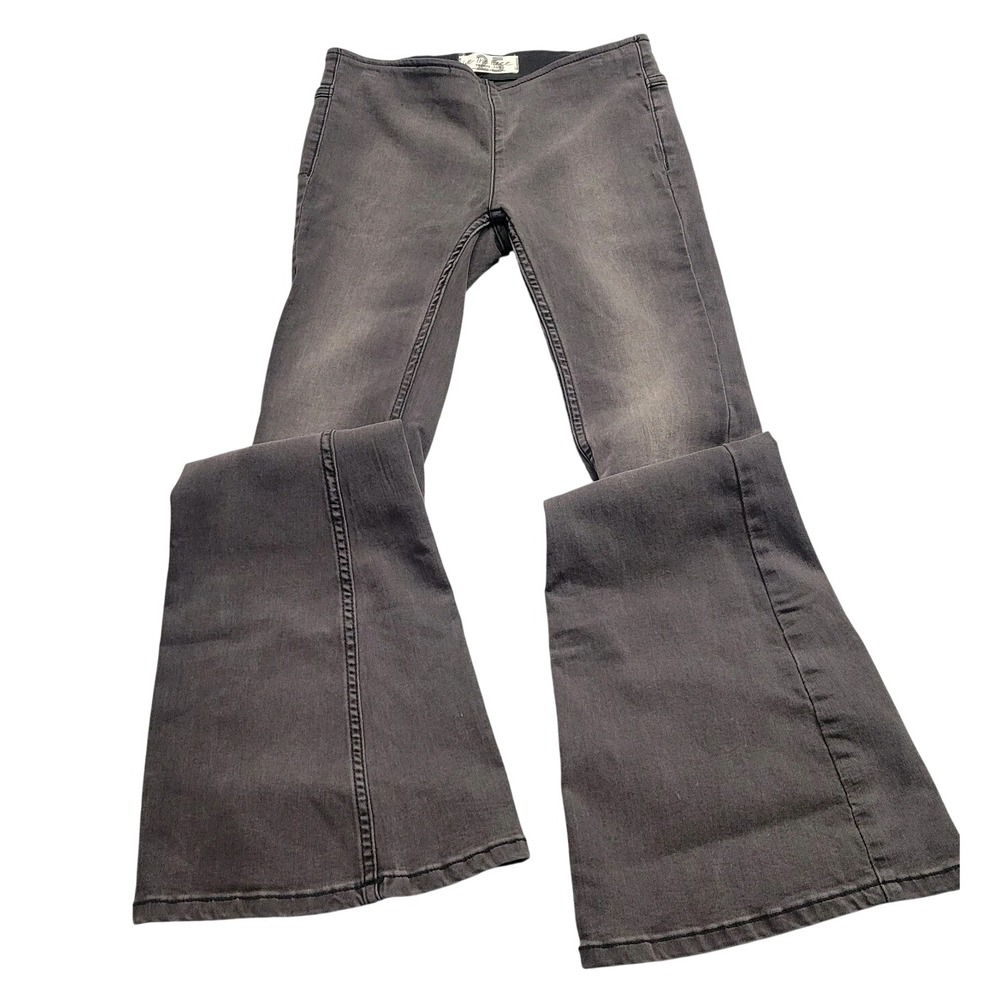 Free People We The Free Penny Pull On Flare Jeans Faded Black Size 25 BellBottom